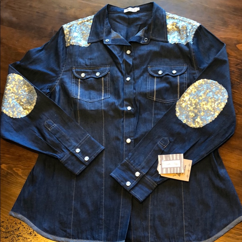NWT Tasha Polizzi Roxy Shirt
